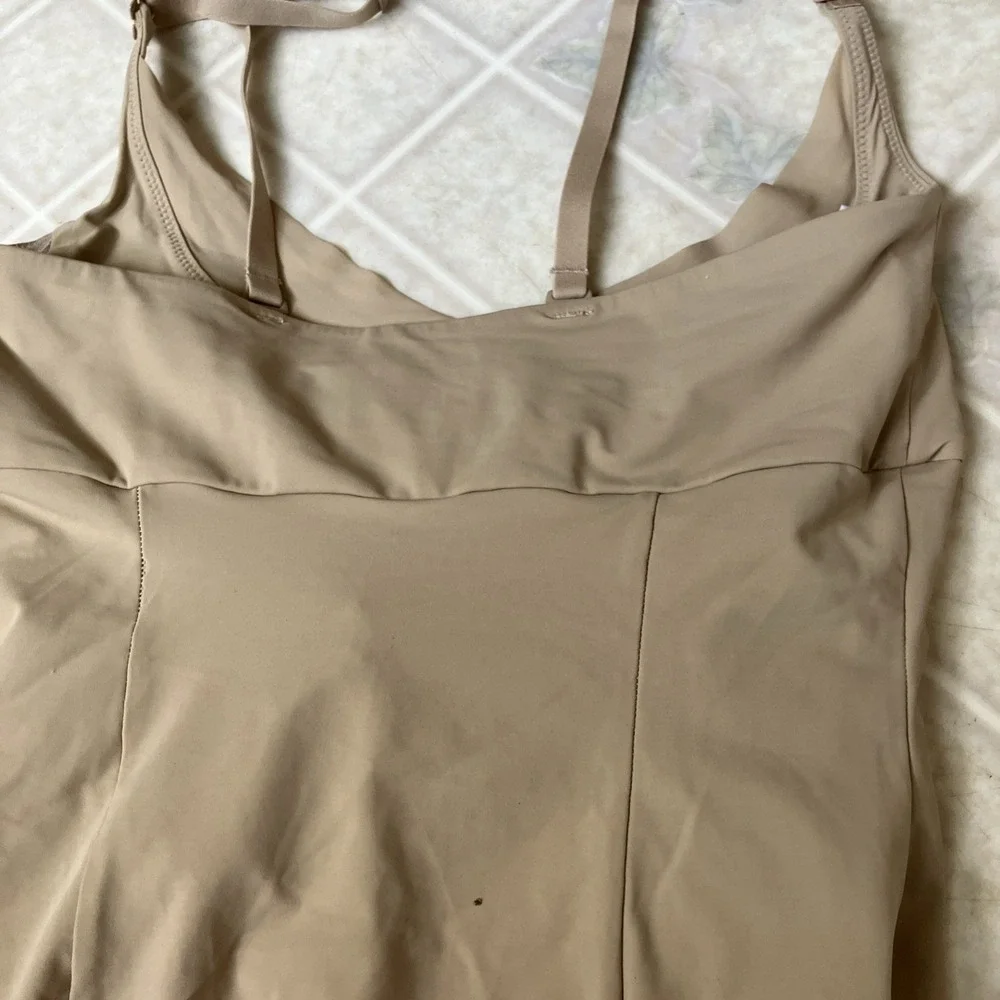 Flexees Nude Take Inches Off Shapewear Slip Wear Your Own Bra Small NWOT 2541 - Picture 4 of 7